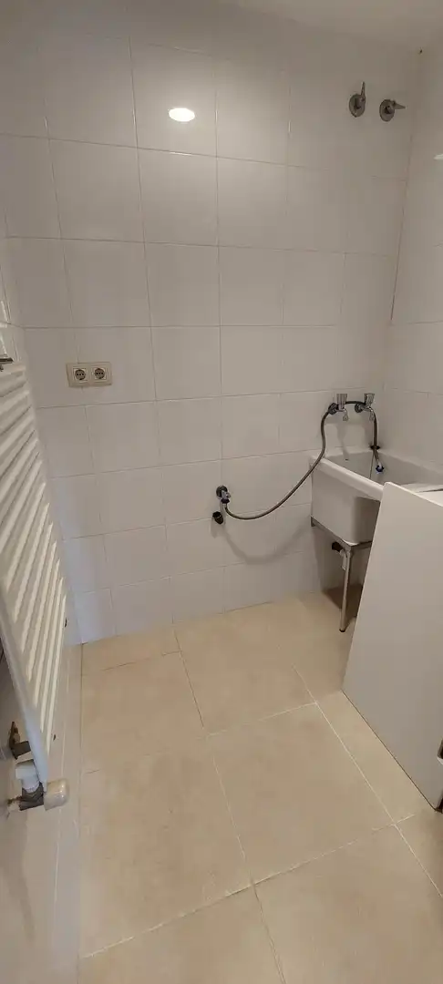 Badezimmer von Wohnung zur Miete in Vallgorguina mit Heizung, Parkett und Balkon
