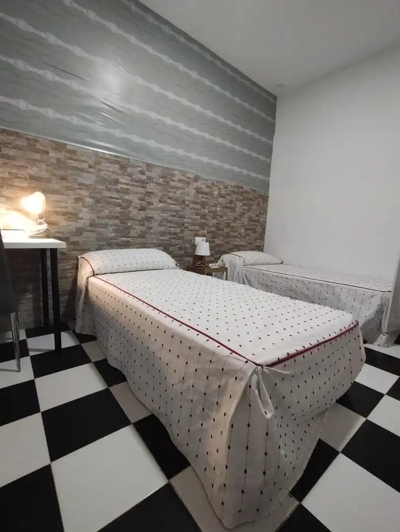 Habitación de Piso en venta en Cádiz con Amueblado