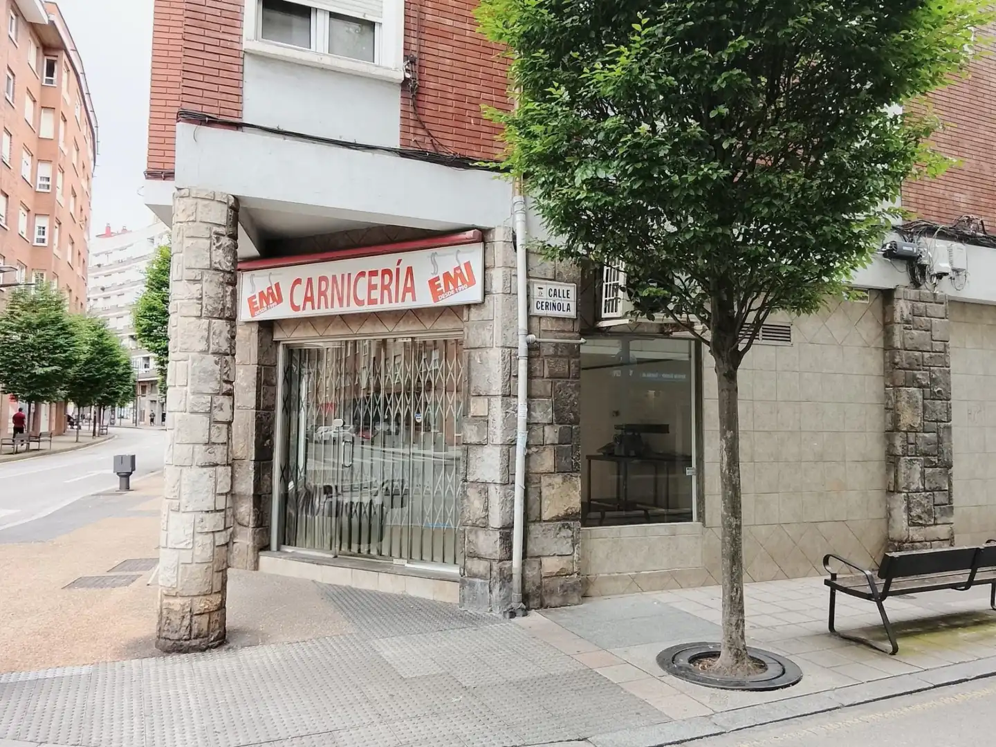 Business premises for sale in Calle de Ceriñola