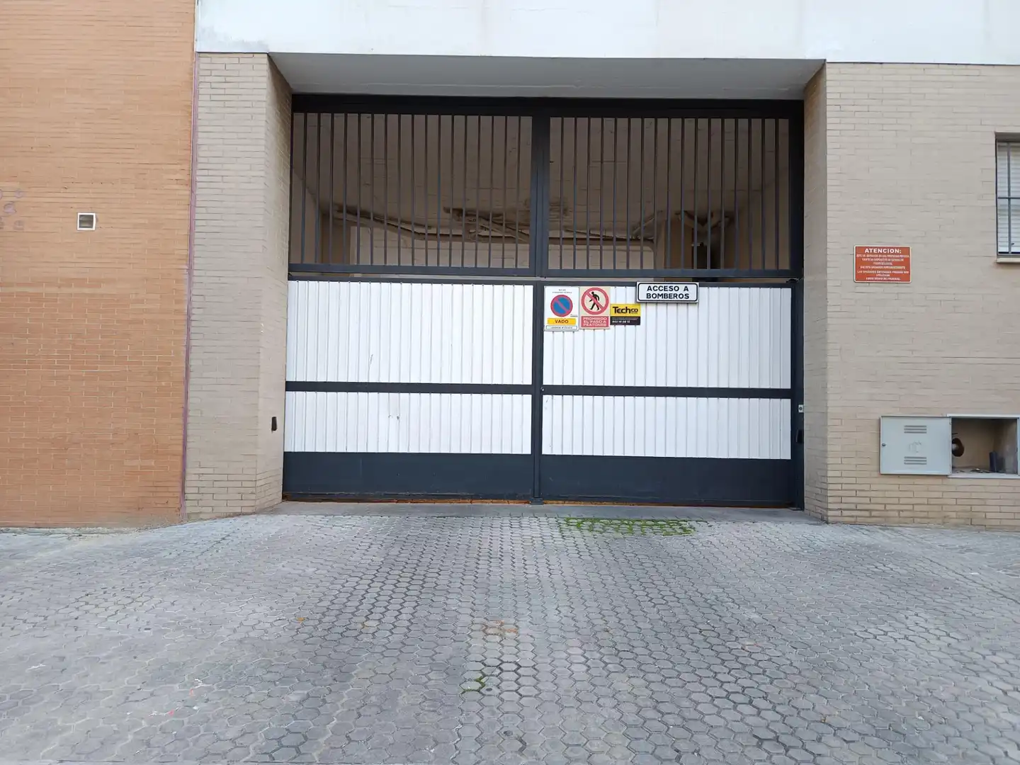 Aparcament en venda a Calle Calle Pirineos, imagen 2