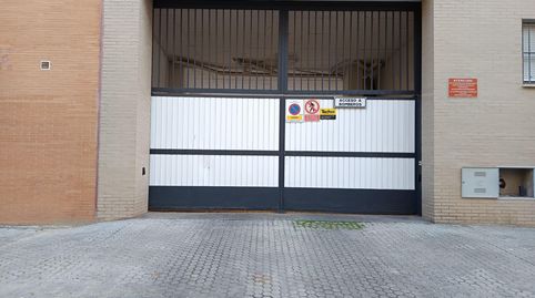 Foto 2 de Garaje en venta en Calle Calle Pirineos, La Calzada - La Florida, Sevilla Capital
