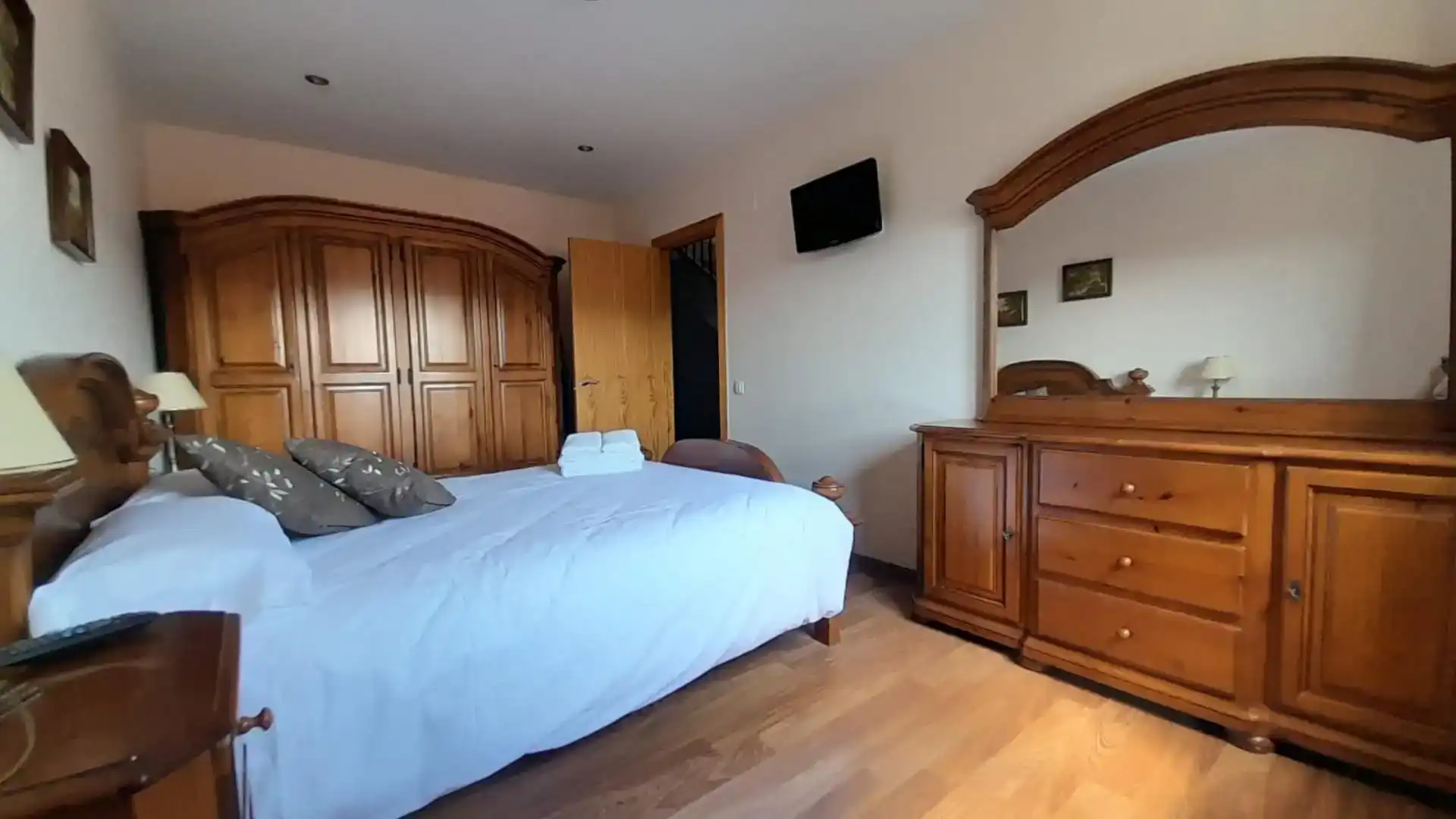 Dormitori de Casa adosada en venda en Vallcebre amb Jardí privat, Parquet i Traster