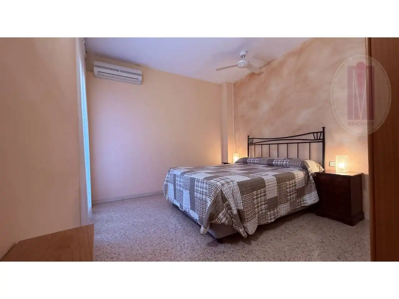 Habitación de Piso en venta en Cornellà de Llobregat con Calefacción y Balcón
