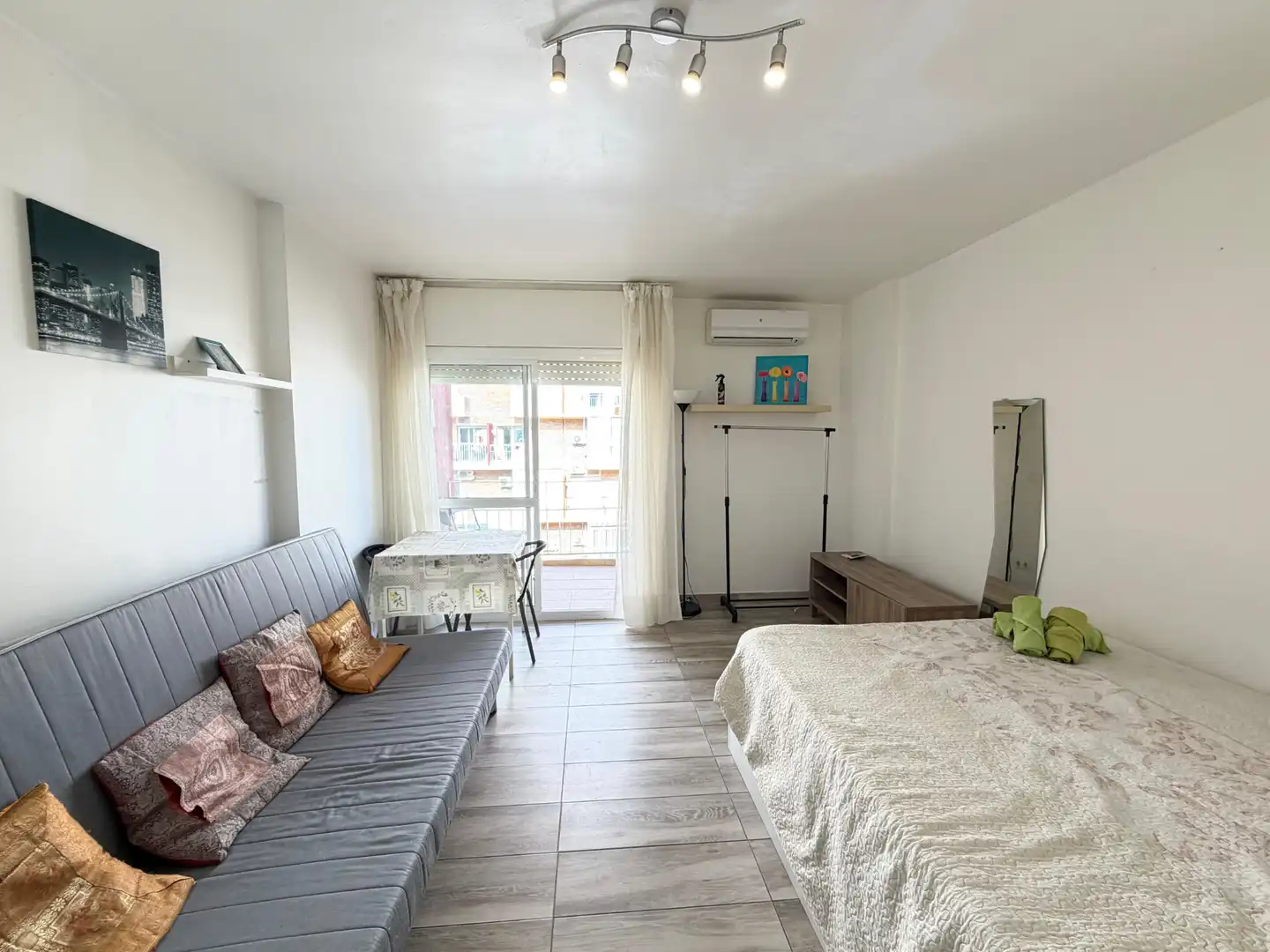 Schlafzimmer von Wohnung zum Verkauf in Benalmádena mit Klimaanlage, Terrasse und Möbliert