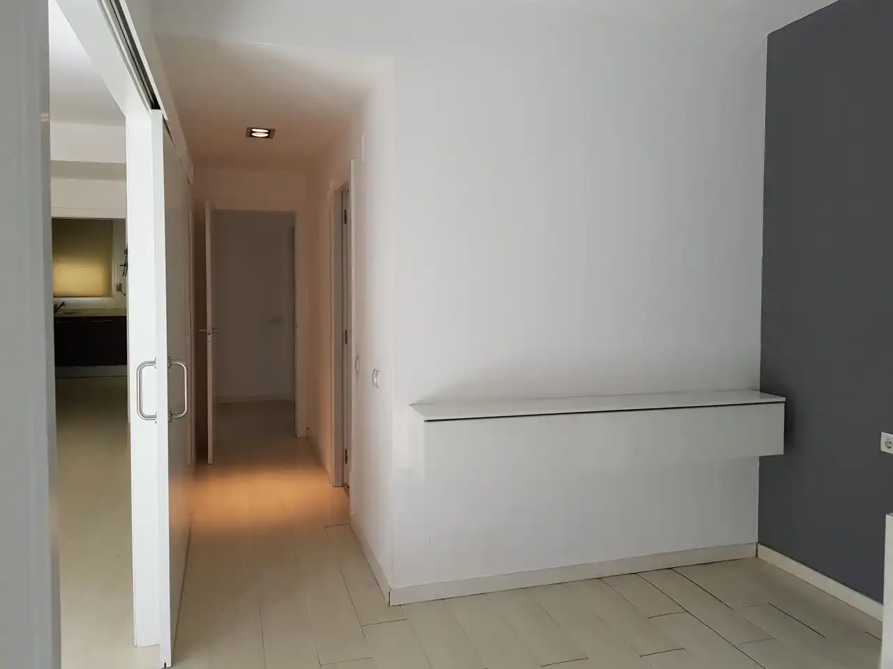 Ground floor for rent in Terrassa  with Air Conditioner and Heating