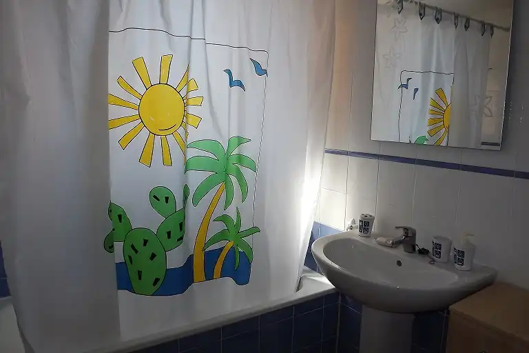 Badezimmer von Wohnung zum Verkauf in Mont-roig del Camp mit Klimaanlage, Terrasse und Möbliert