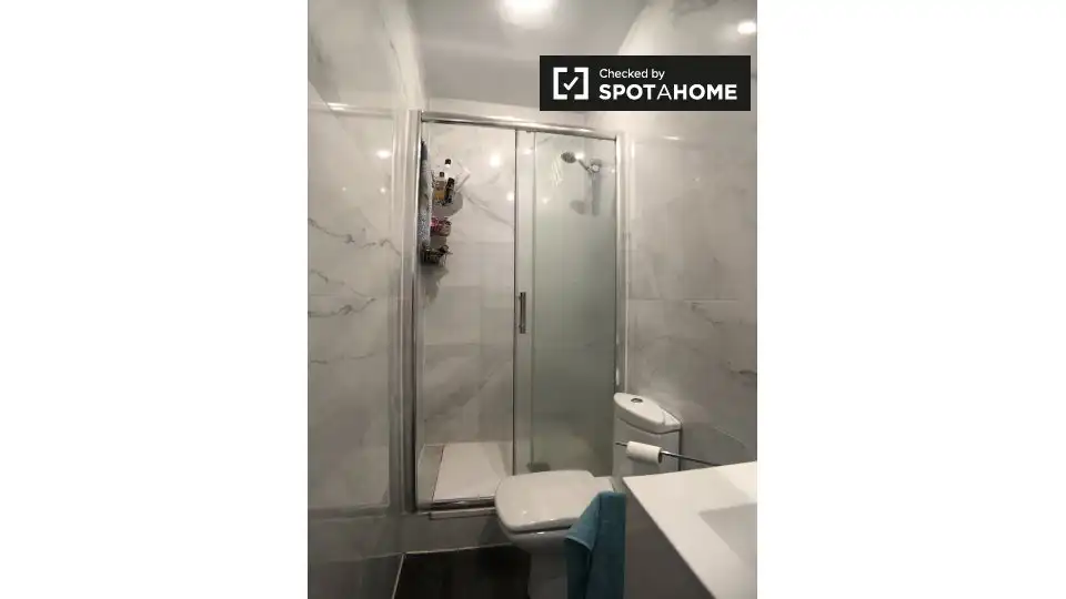 Appartamento con terrazza in affitto a Tetuán