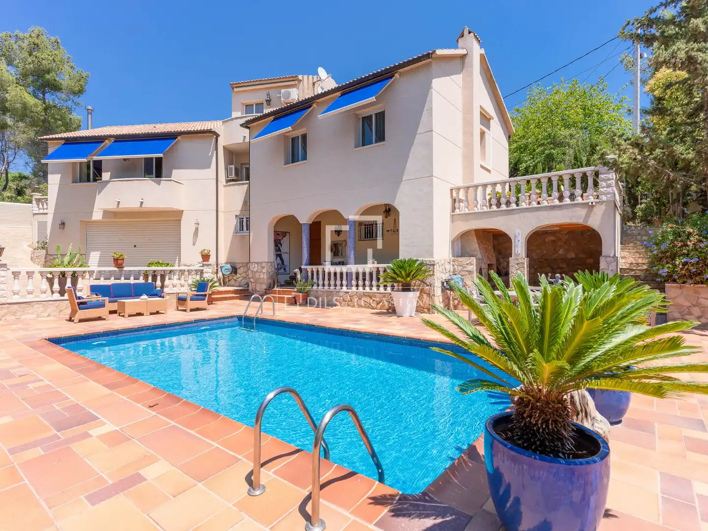 Detached house with terrace for sale in Olivella, imagen 3