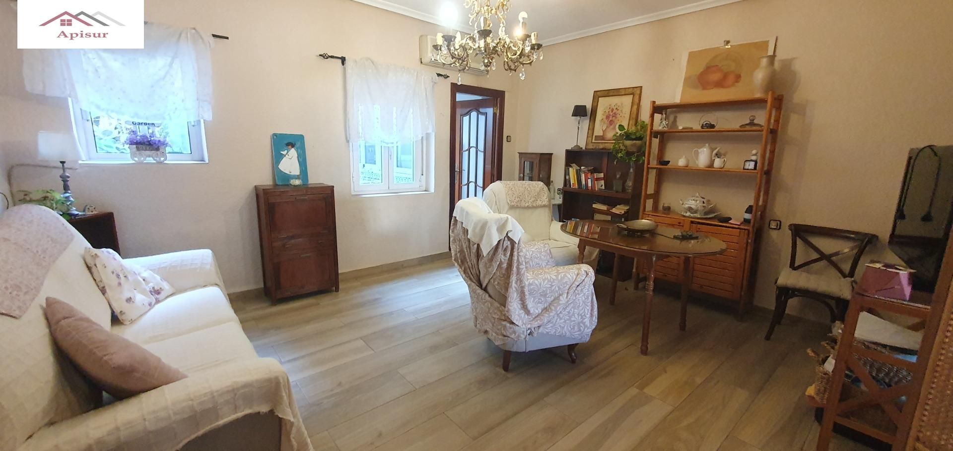 Living room of House or chalet for sale in  Jaén Capital  with Air Conditioner, Terrace and Storage room
