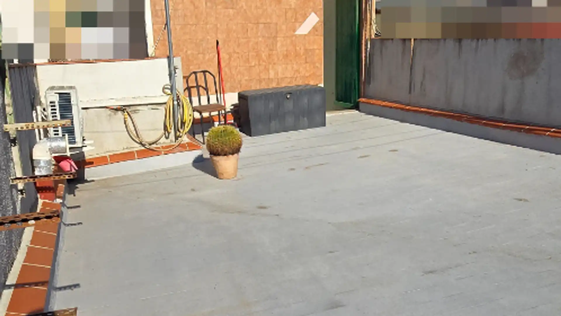 Terrace of Flat for sale in Sant Adrià de Besòs  with Air Conditioner, Heating and Parquet flooring