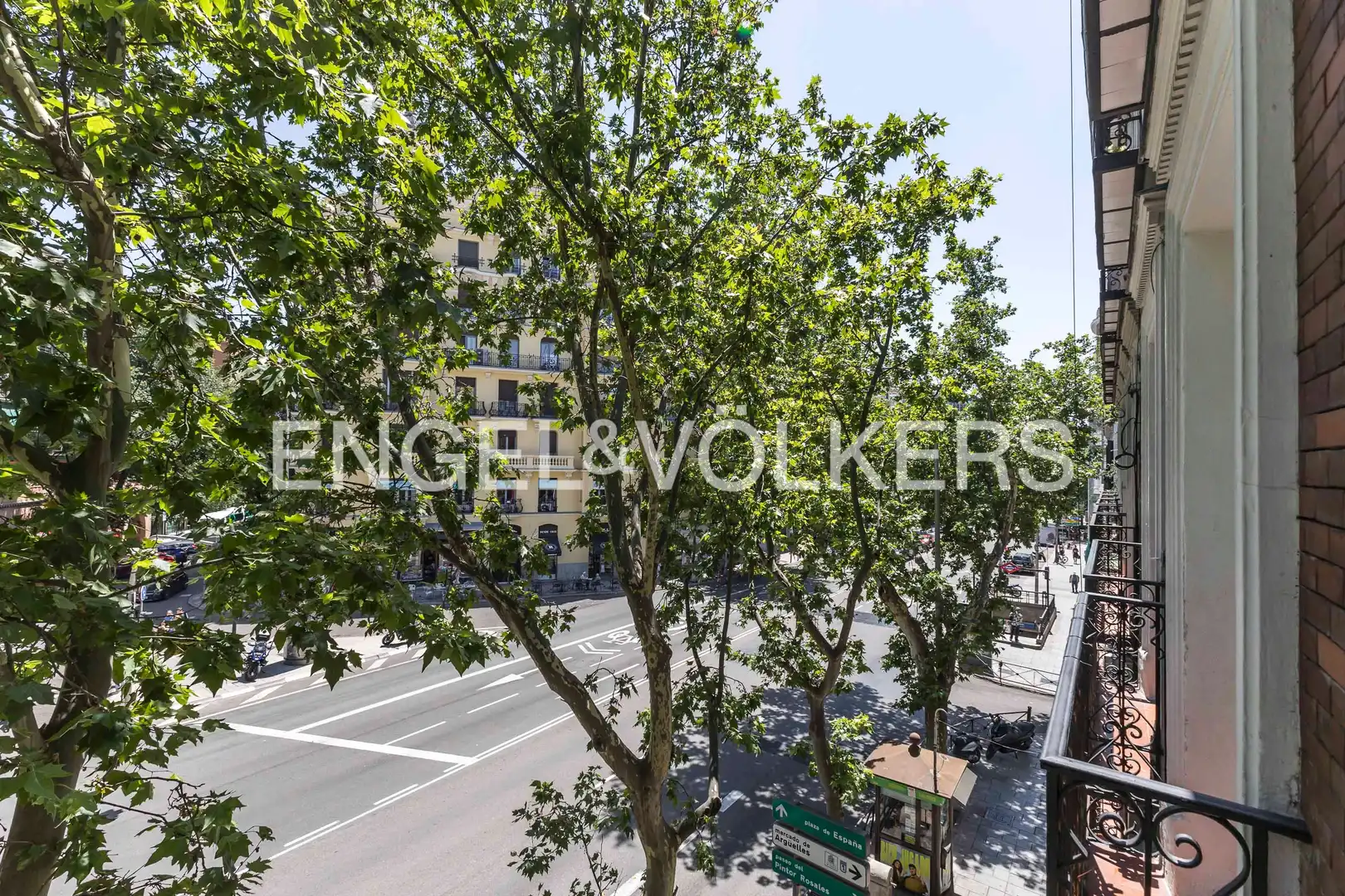 Vista exterior de Pis en venda en Moncloa - Aravaca