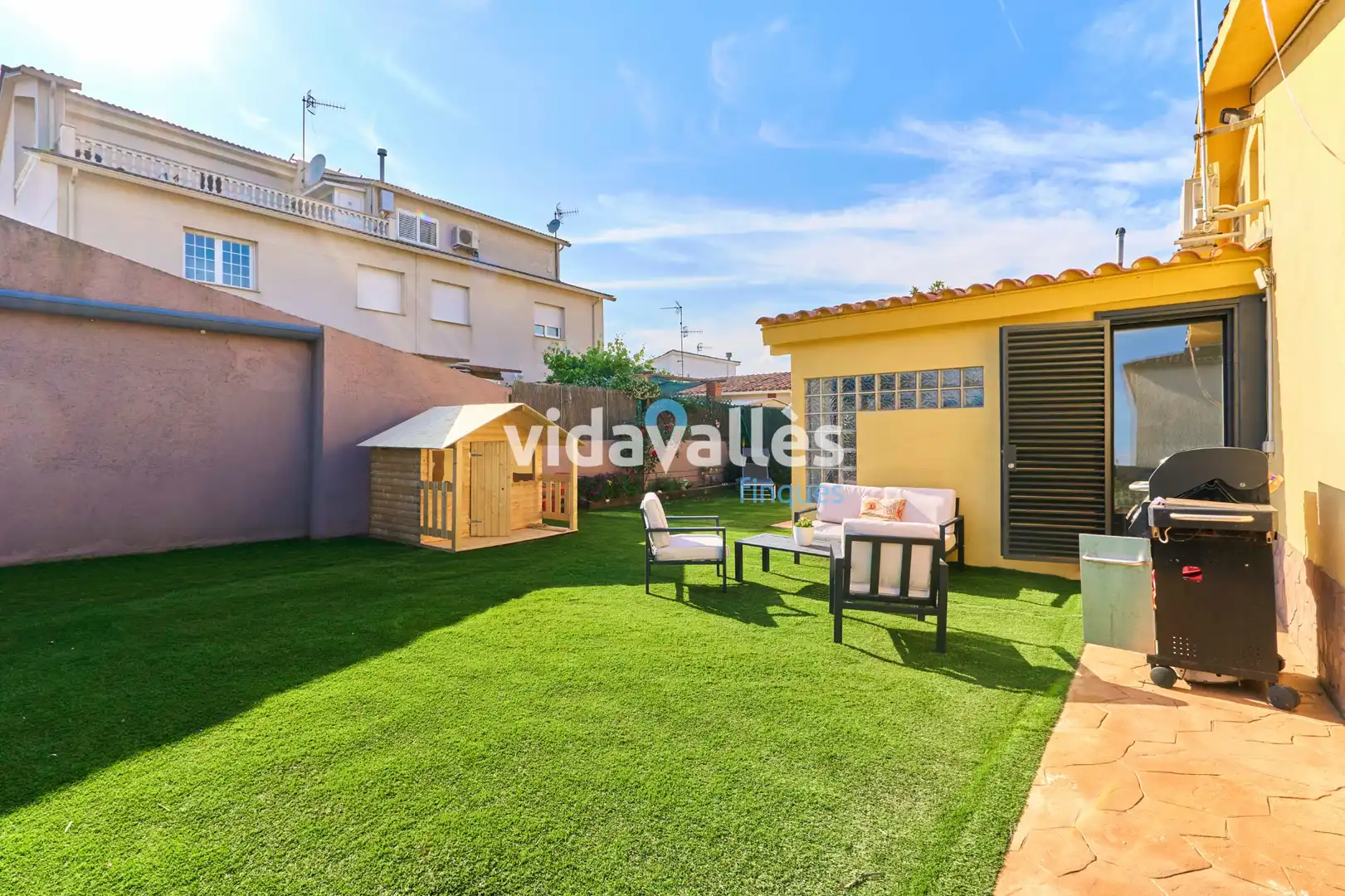 Jardín de Casa o chalet en venta en Llinars del Vallès con Aire acondicionado, Calefacción y Jardín privado