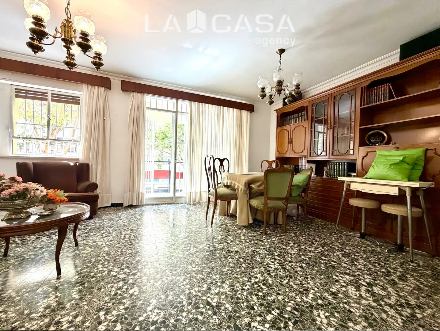 Sala d'estar de Pis en venda en Sevilla amb Calefacció i Terrassa