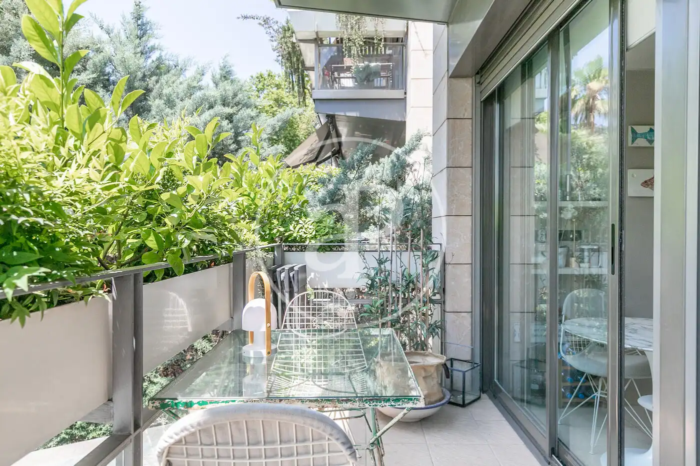 Terrassa de Pis en venda en Barcelona amb Aire condicionat, Calefacció i Jardí privat