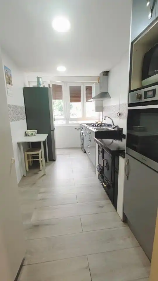 Wohnung zur Miete in Grupo Villanueva, Aller