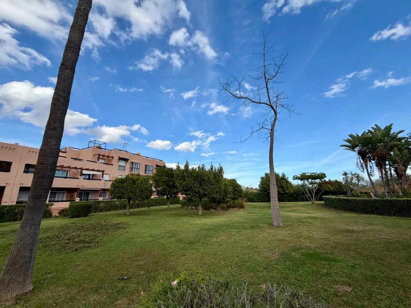Apartament amb piscina en venda a Calle Casares del Sol 3, imagen 3