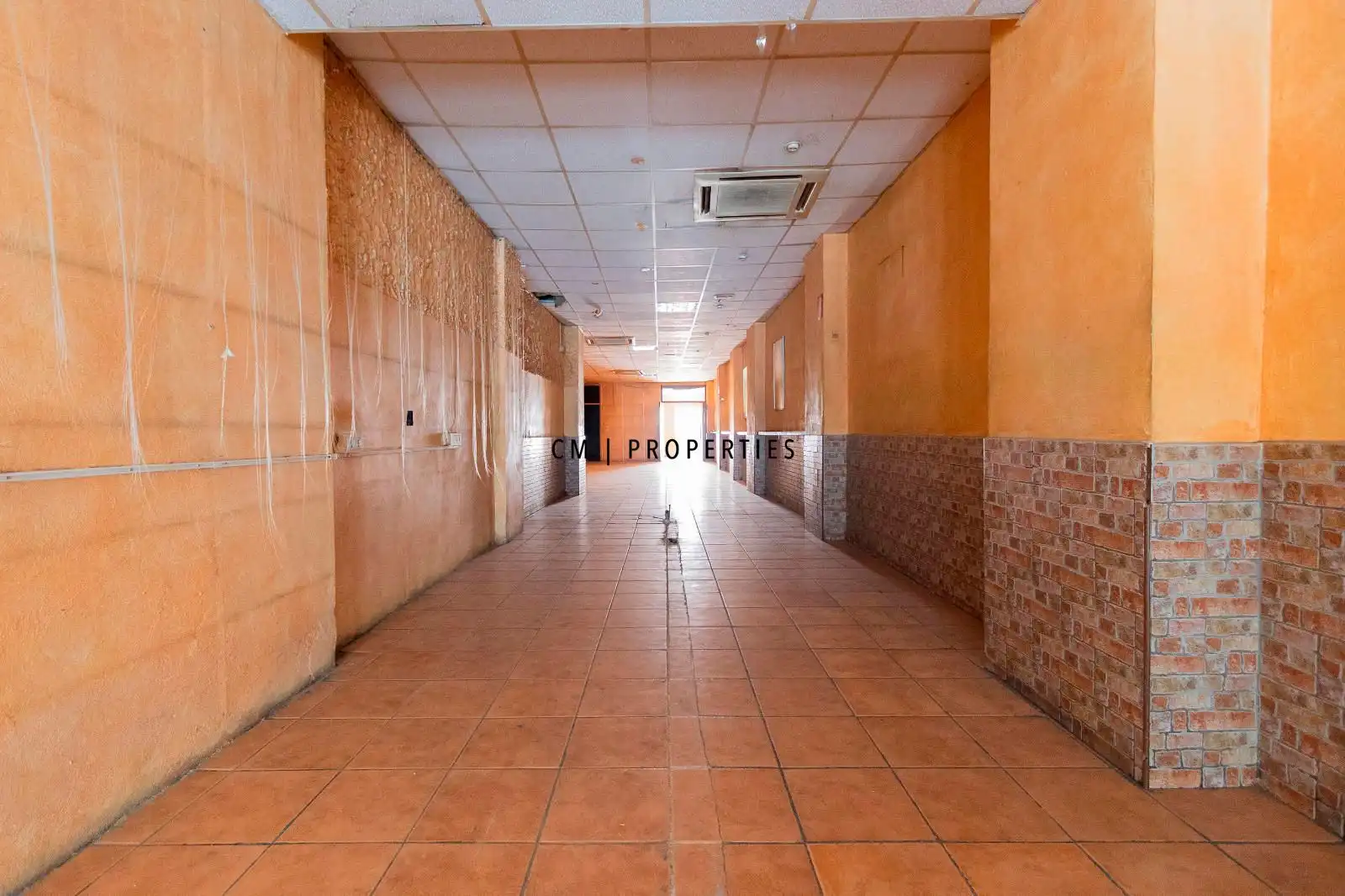 Local en venta en Valencia con Terraza