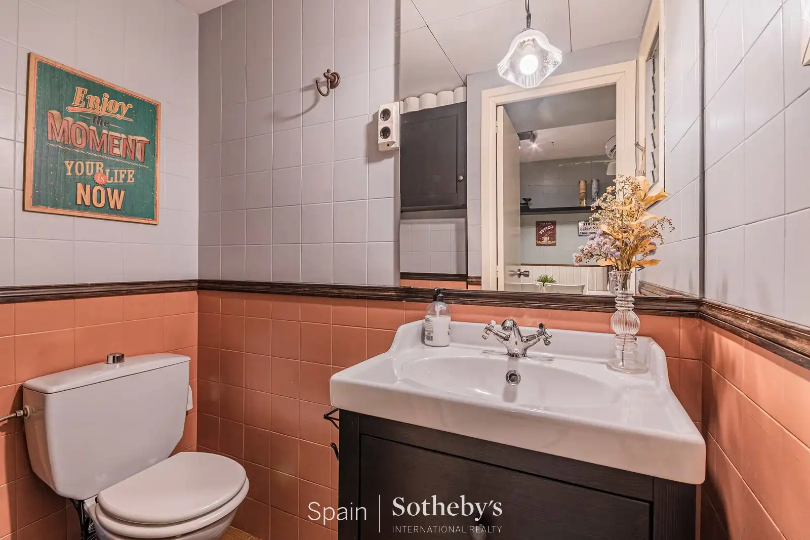 Bany de Apartament en venda en Barcelona amb Aire condicionat, Calefacció i Traster