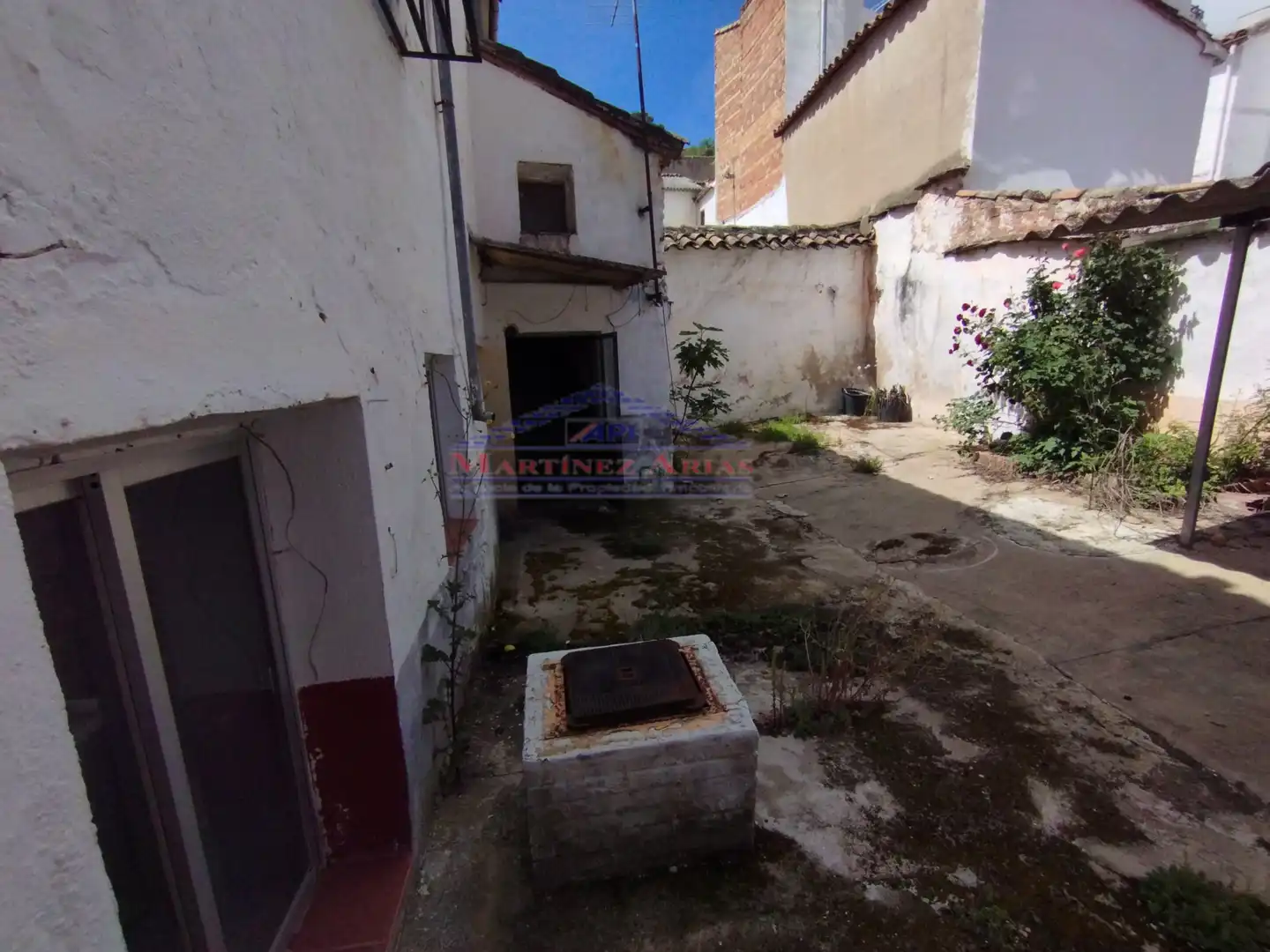 Vista exterior de Casa adosada en venta en Santisteban del Puerto