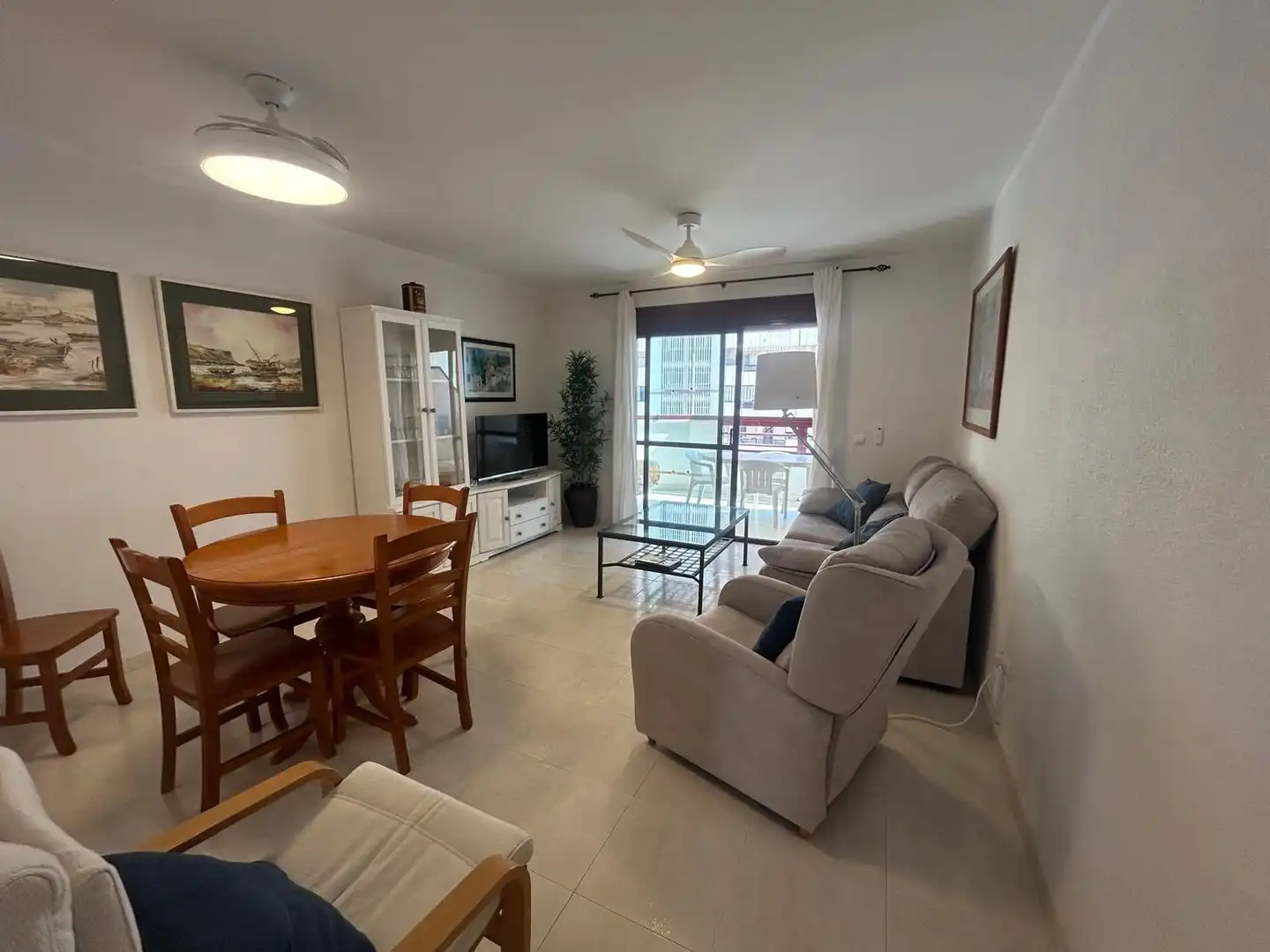 Sala d'estar de Apartament en venda en Calpe / Calp amb Aire condicionat, Calefacció i Terrassa