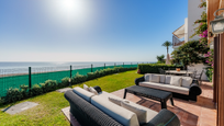 Terrace of House or chalet for sale in Estepona  with Air Conditioner, Private garden and Terrace