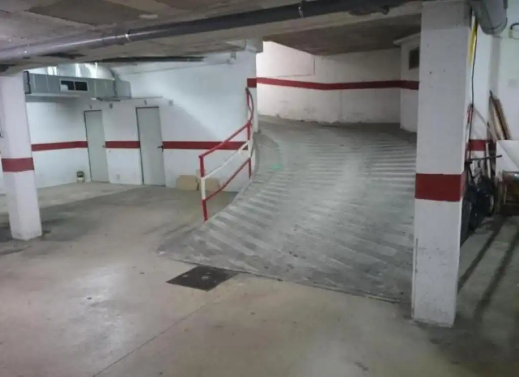 Parking avec ascenseur à vendre à POBLE NOU DEL DELTA, imagen 5