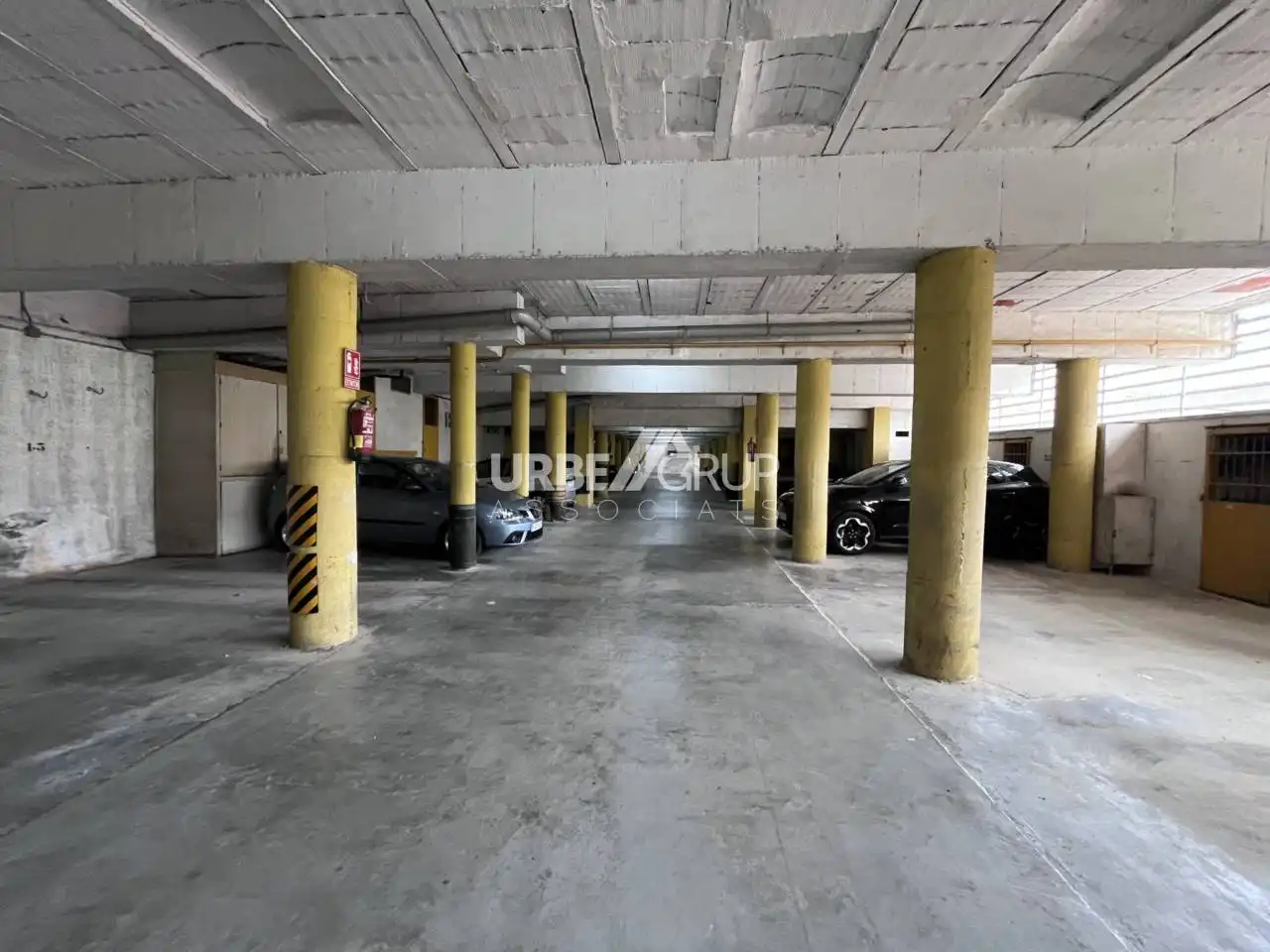 Parkplatz von Garage zum Verkauf in Martorell