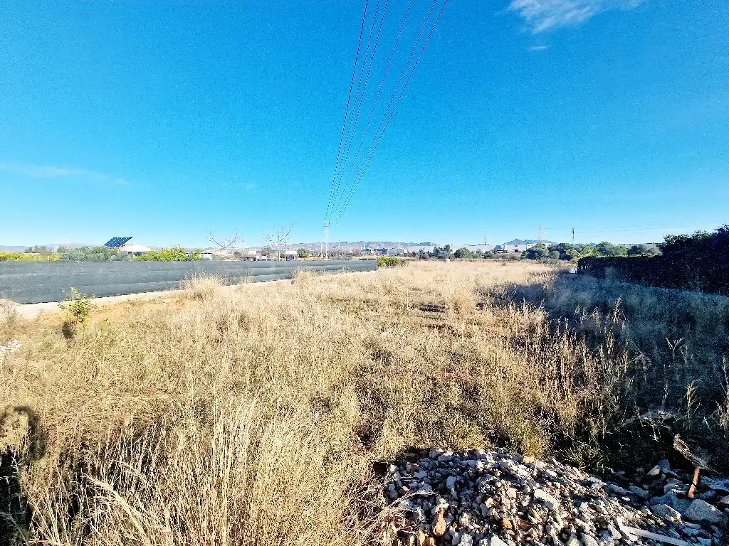 Terreno rustico in vendita a Sur