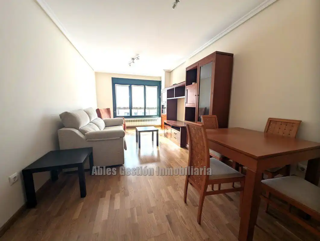 Sala de estar de Piso de alquiler en Siero con Calefacción, Parquet y Trastero