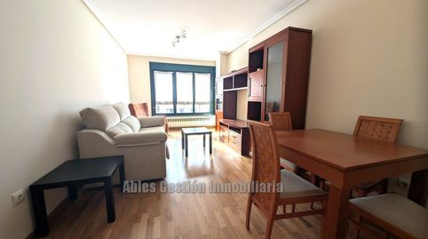 Foto 3 de Piso de alquiler en Antonio Machado, 41, Lugones, Siero