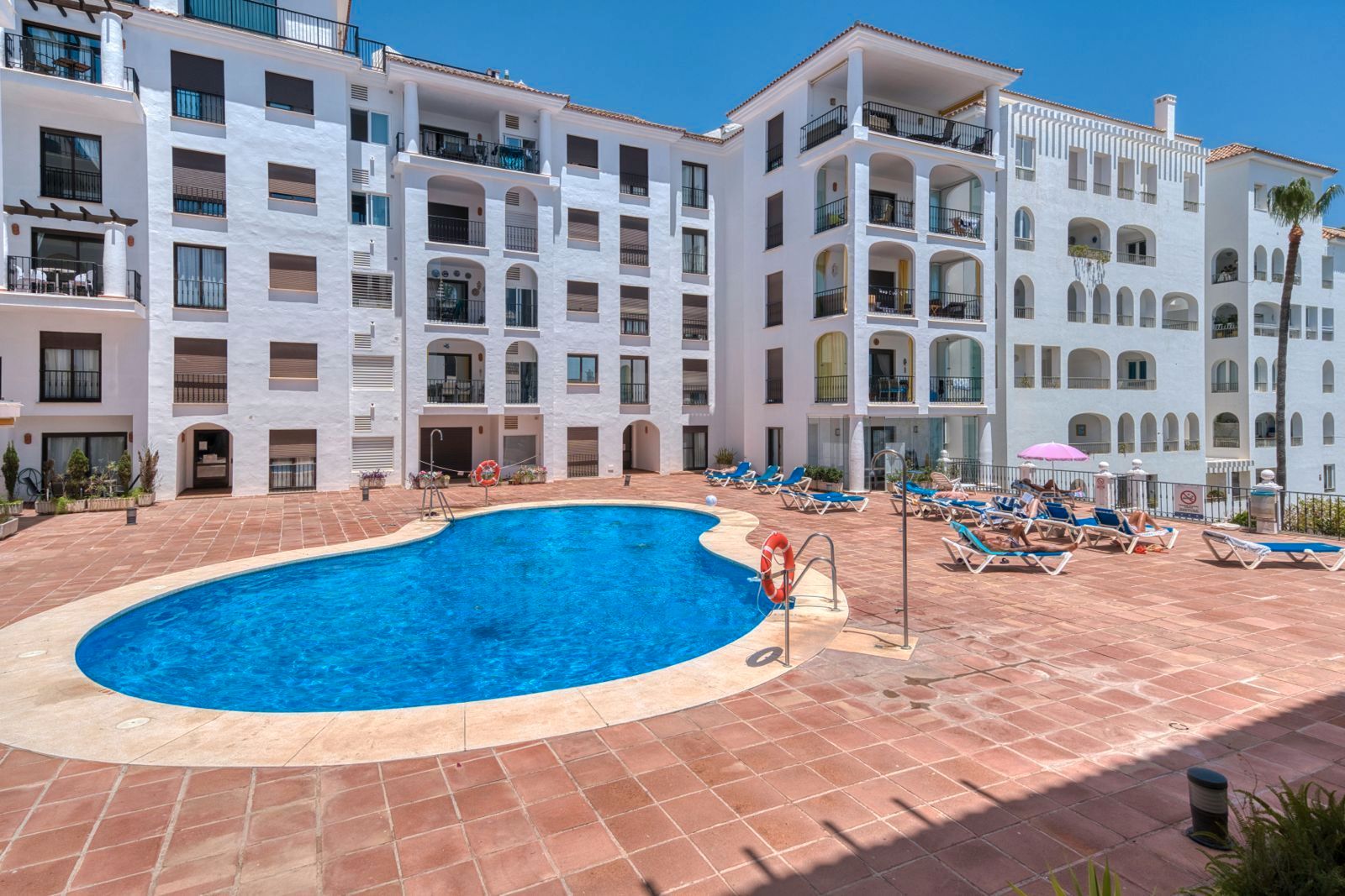 Swimming pool of Flat for sale in Manilva  with Air Conditioner, Terrace and Furnished
