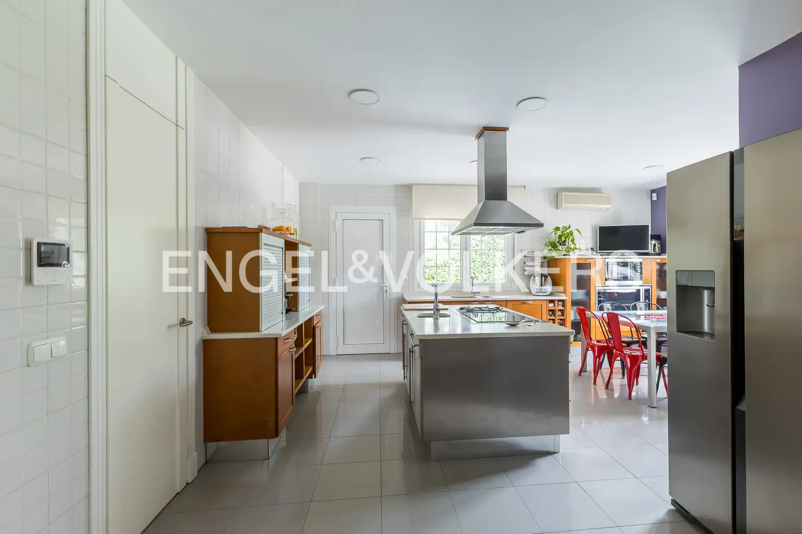 Cocina de Casa o chalet en venta en Boadilla del Monte con Aire acondicionado, Calefacción y Jardín privado