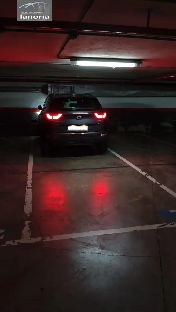 Parkplatz von Garage zum Verkauf in Valencia