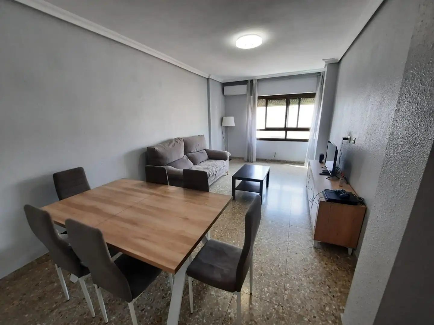 Sala de estar de Piso de alquiler en Almansa con Amueblado