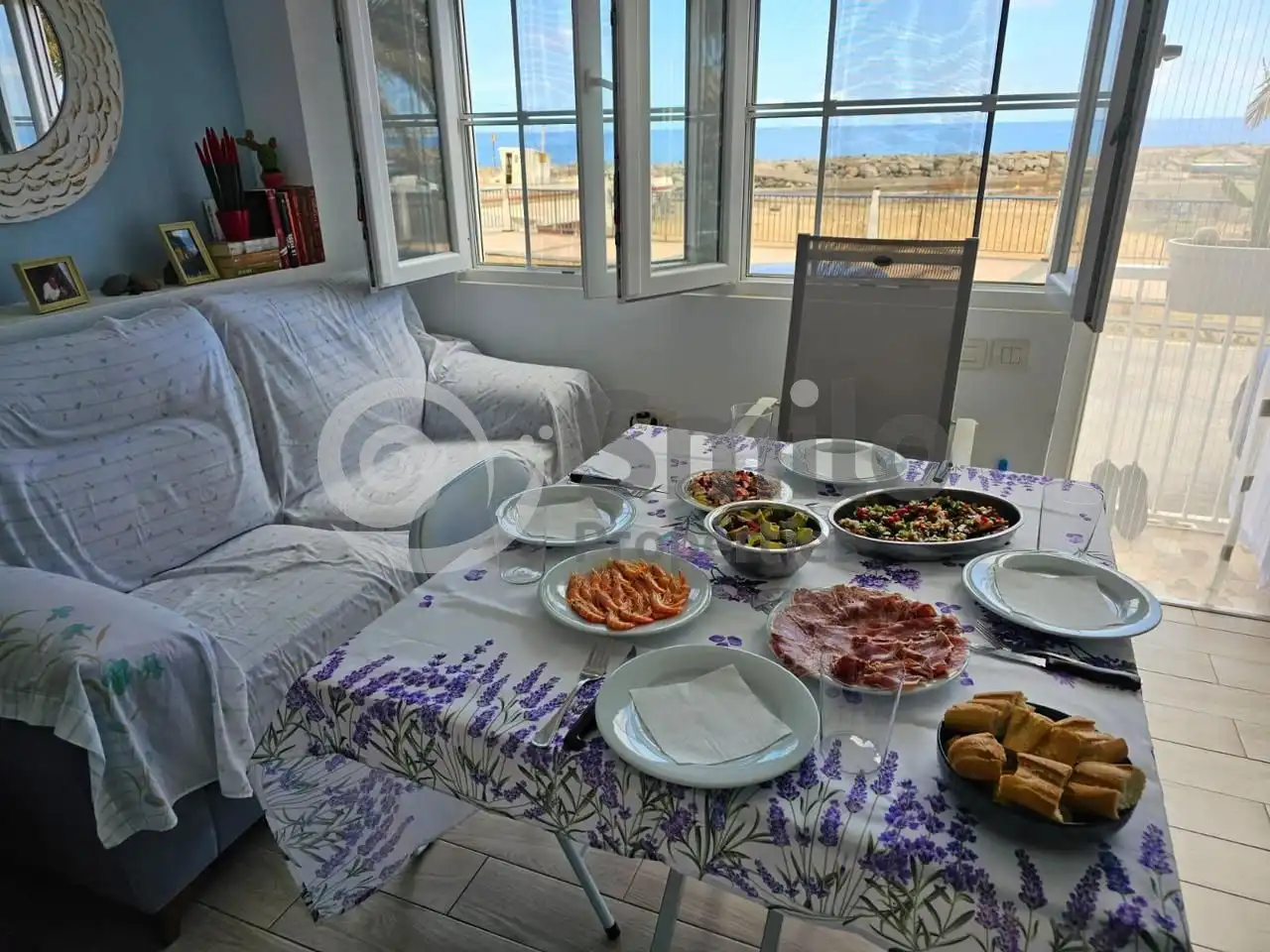 Planta baja en venta en Arico con Terraza y Amueblado