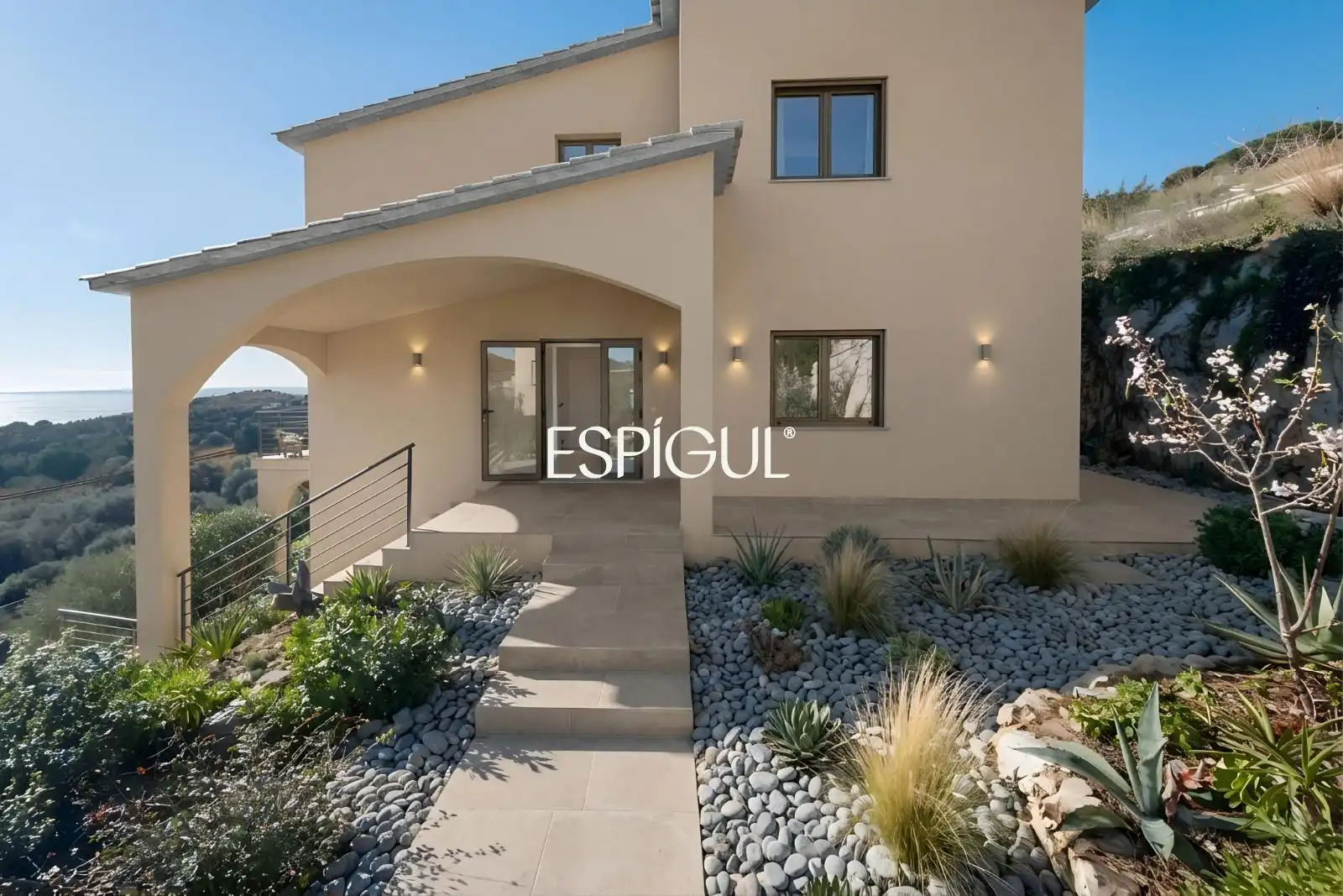 Vista exterior de Casa o chalet en venta en Alella con Calefacción, Terraza y Trastero