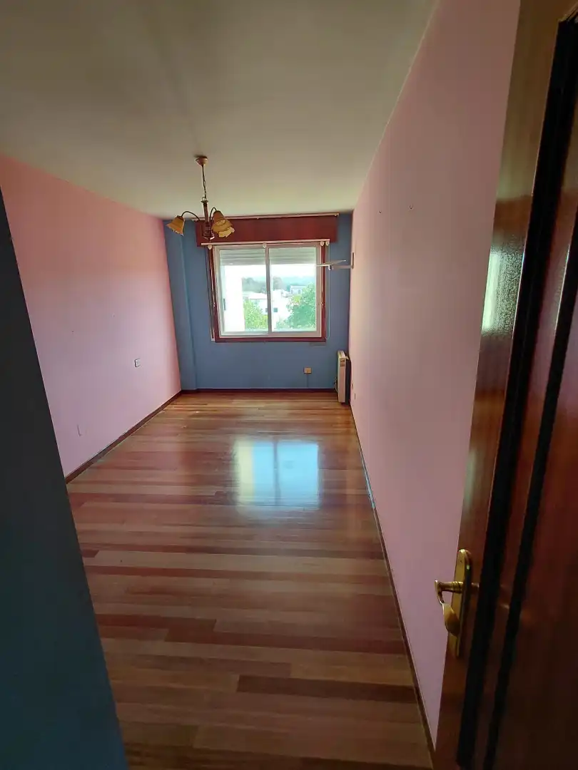 Schlafzimmer von Wohnung zum Verkauf in Melide mit Abstellraum