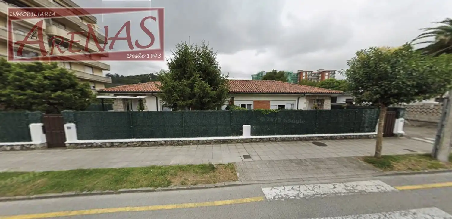 Exterior view of Residential for sale in Laredo