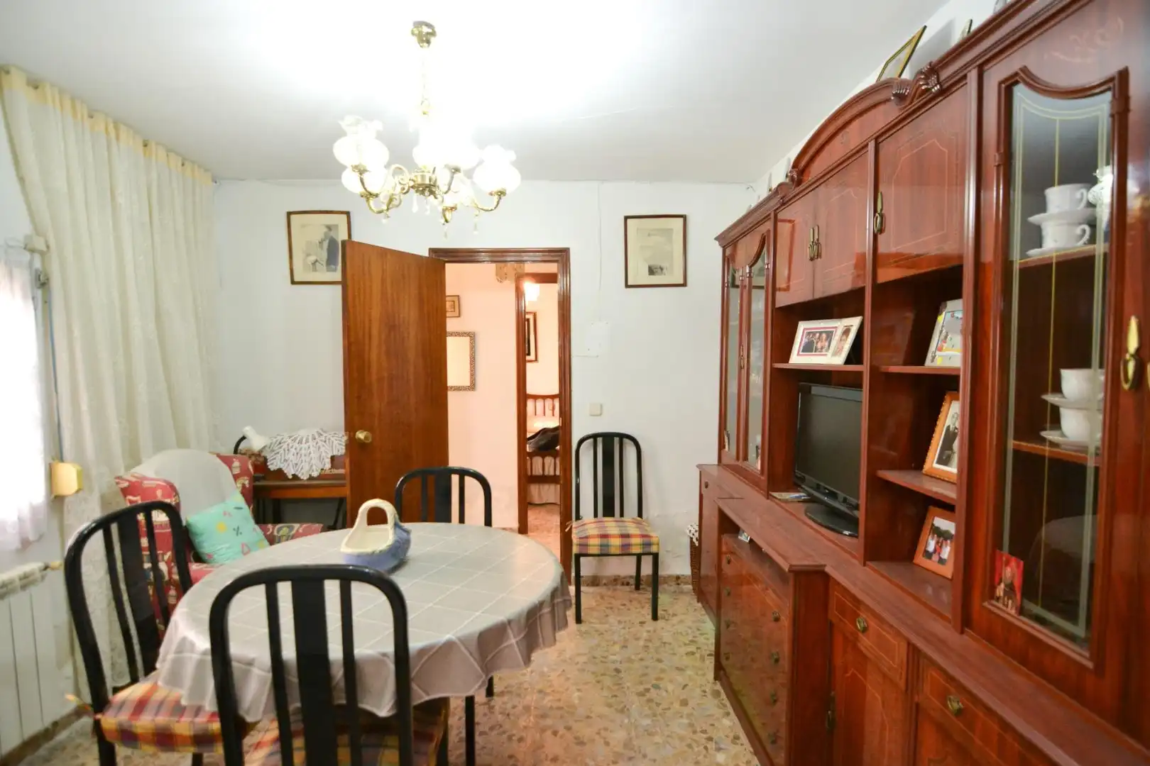 Sala d'estar de Casa o xalet en venda en Casarrubios del Monte amb Terrassa