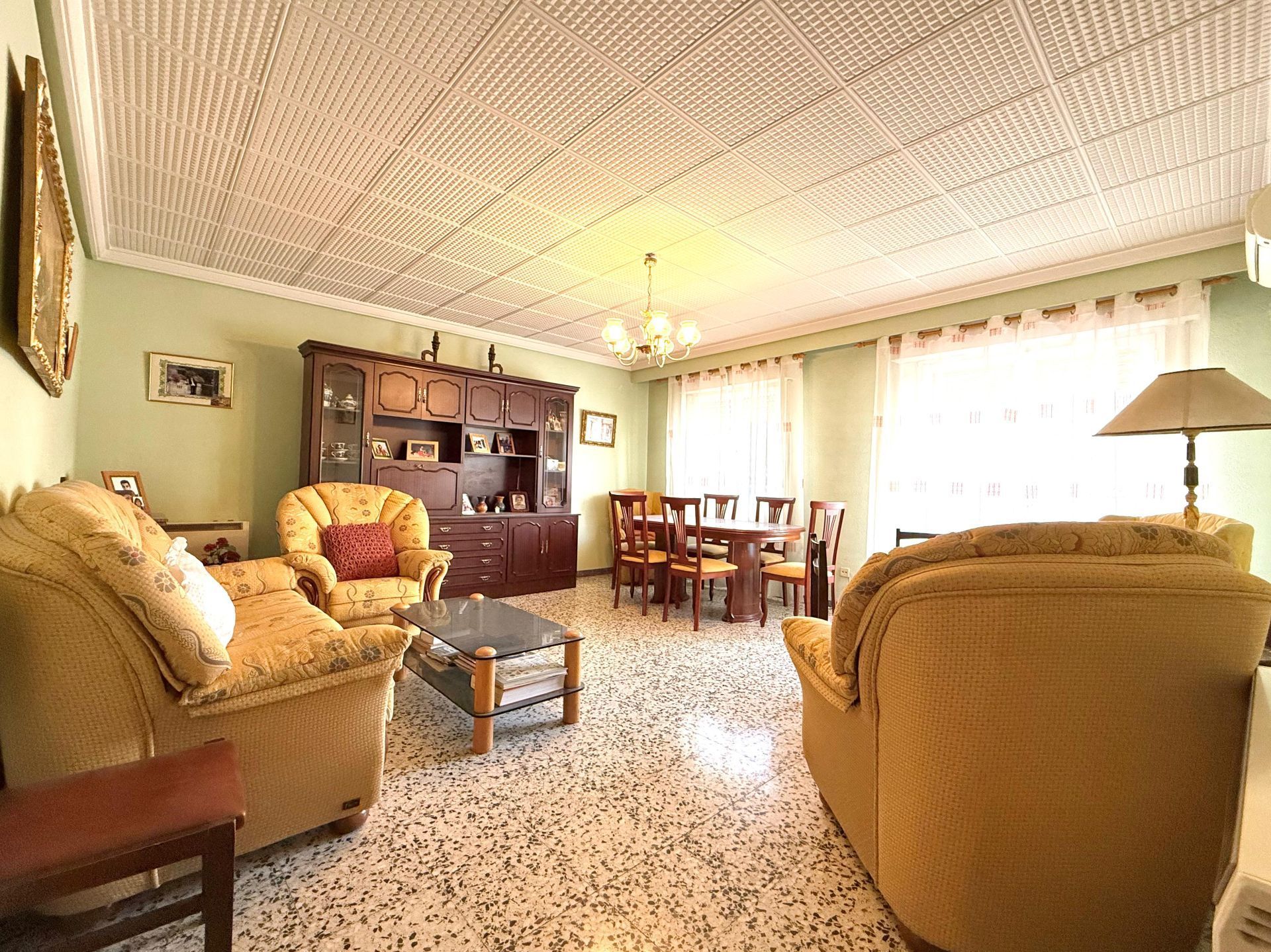 Pis en venda a RAYO, La Alhóndiga