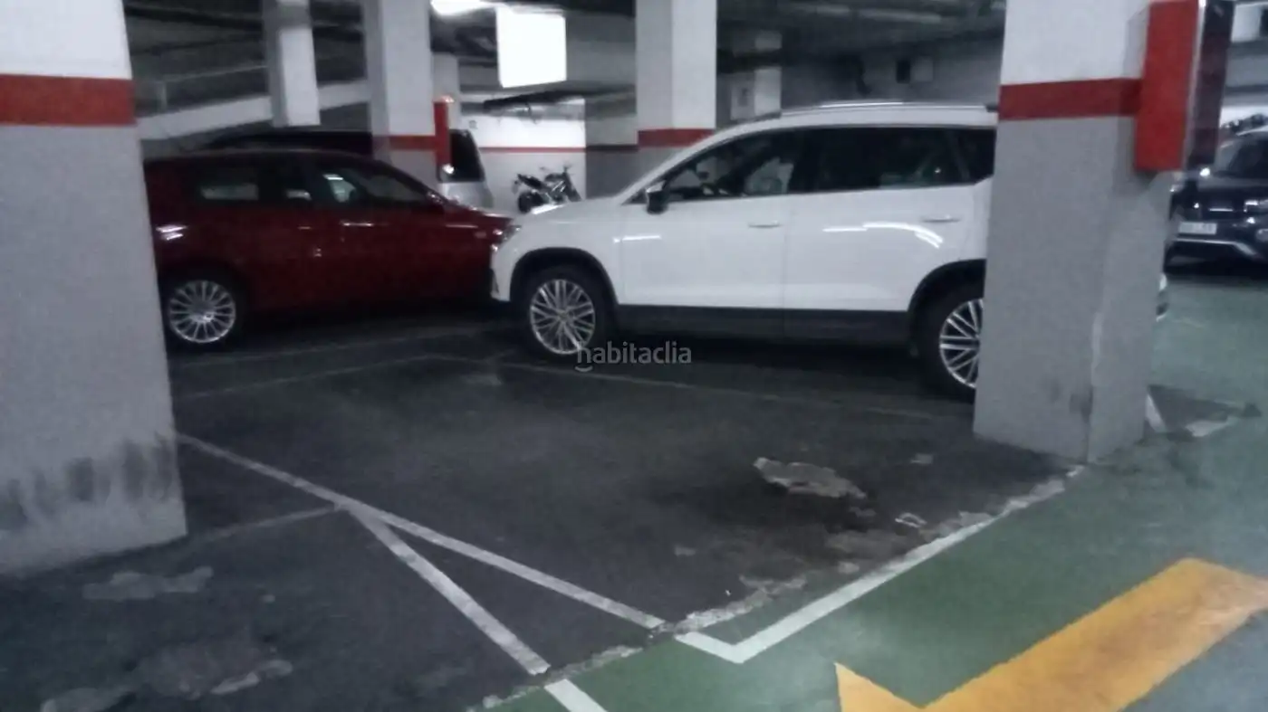 Einzelparkplatz zur Miete in Avenida Princep D'Asturies 5
