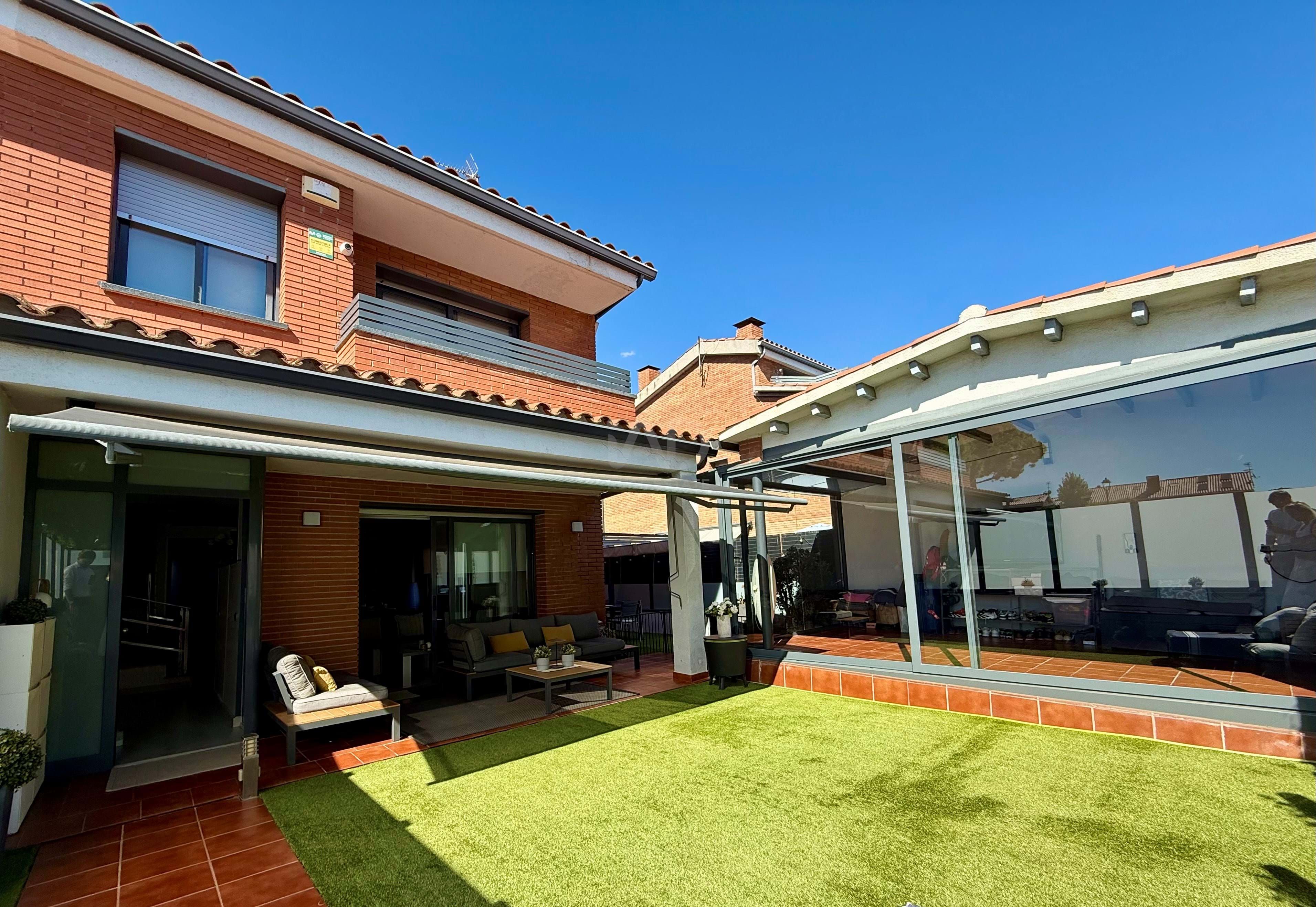 Terrace of Single-family semi-detached for sale in Sant Vicenç de Montalt  with Air Conditioner, Heating and Terrace