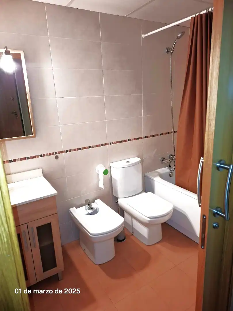 Baño de Apartamento en venta en Murcia con Aire acondicionado, Calefacción y Amueblado