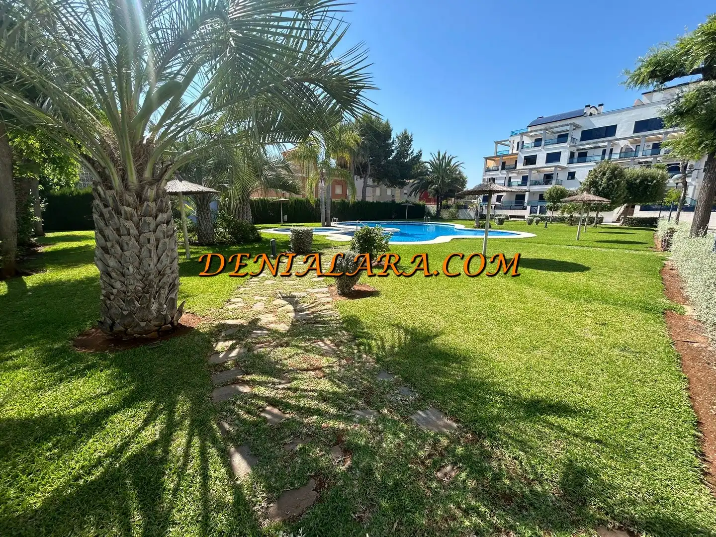 Jardín de Ático en venta en Dénia con Aire acondicionado, Terraza y Trastero