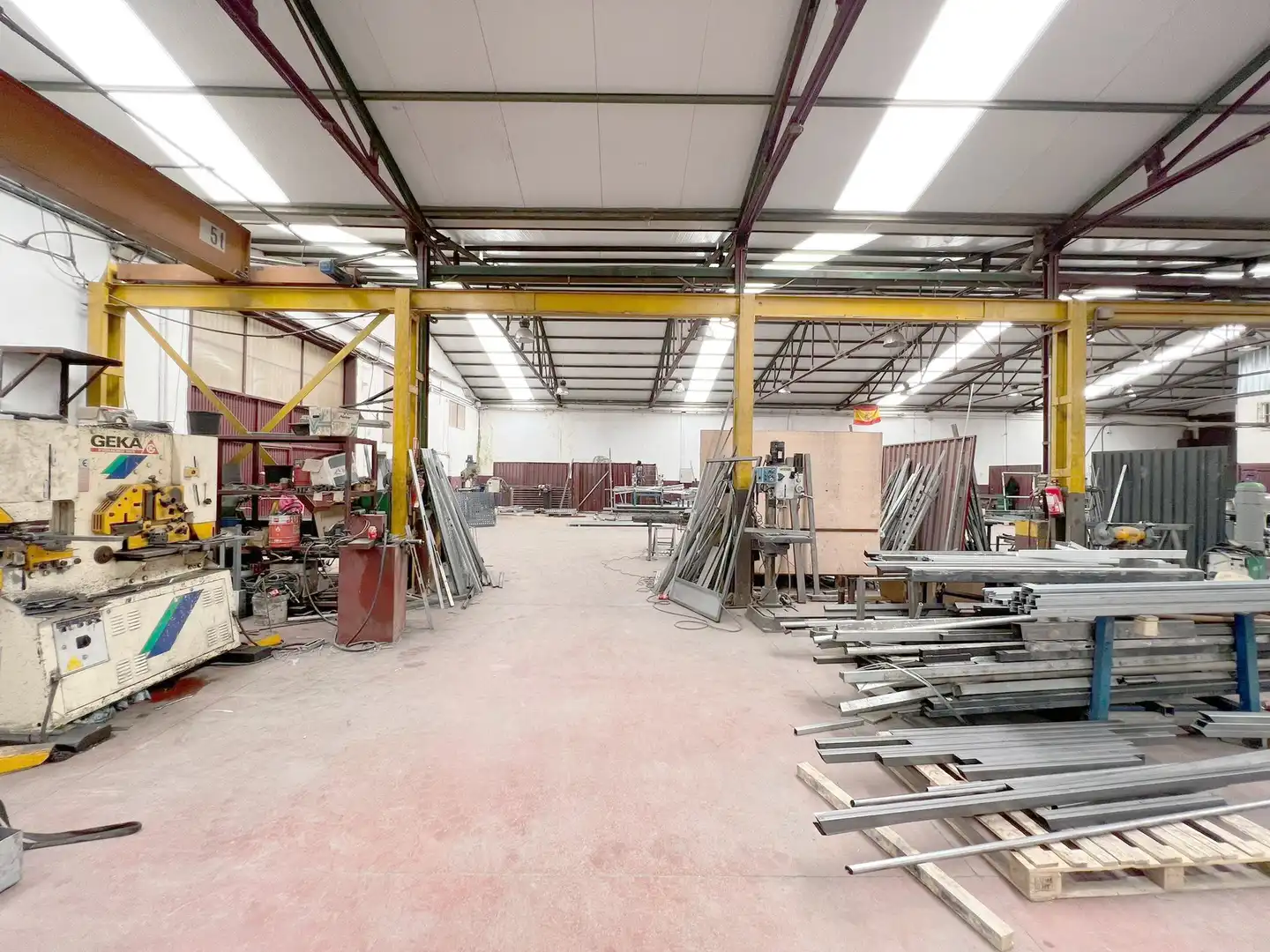 Nave industrial en venta en Humanes de Madrid