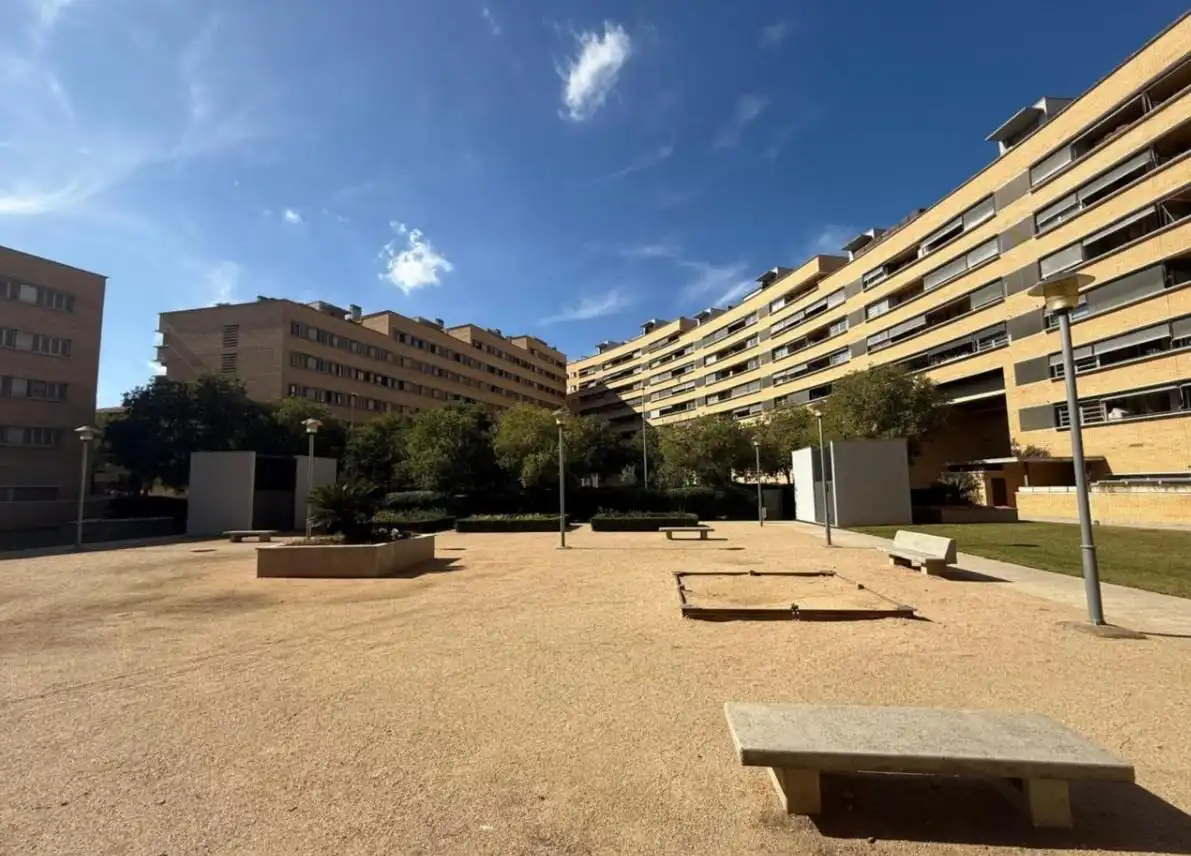 Vista exterior de Planta baja en venta en Girona con Terraza