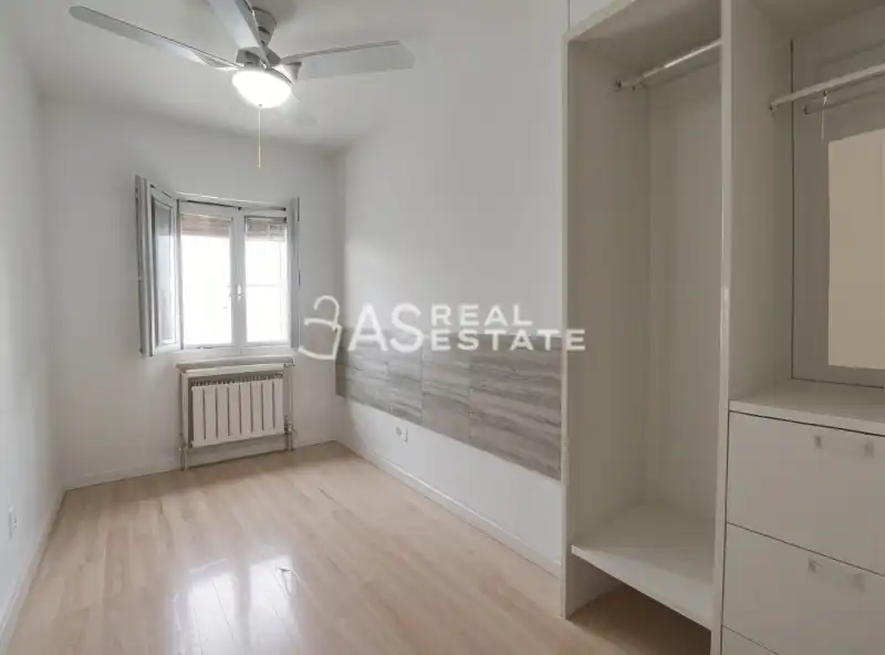 Piso en venta en Madrid con Aire acondicionado y Amueblado