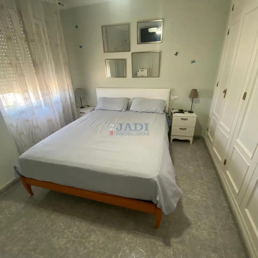 Bedroom of Flat for sale in Valdepeñas  with Air Conditioner, Heating and Terrace