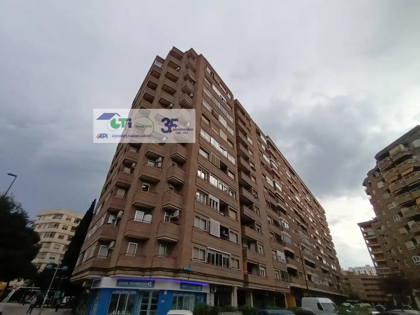Vista exterior de Piso en venta en  Zaragoza Capital