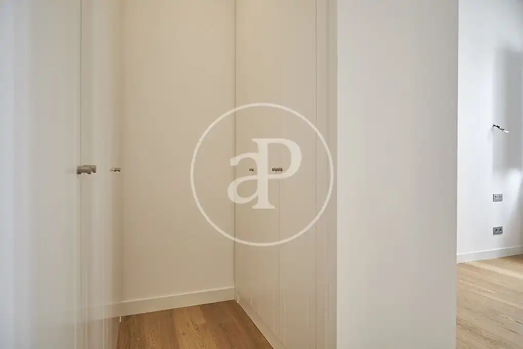 Schlafzimmer von Wohnung zur Miete in Madrid mit Klimaanlage, Heizung und Abstellraum